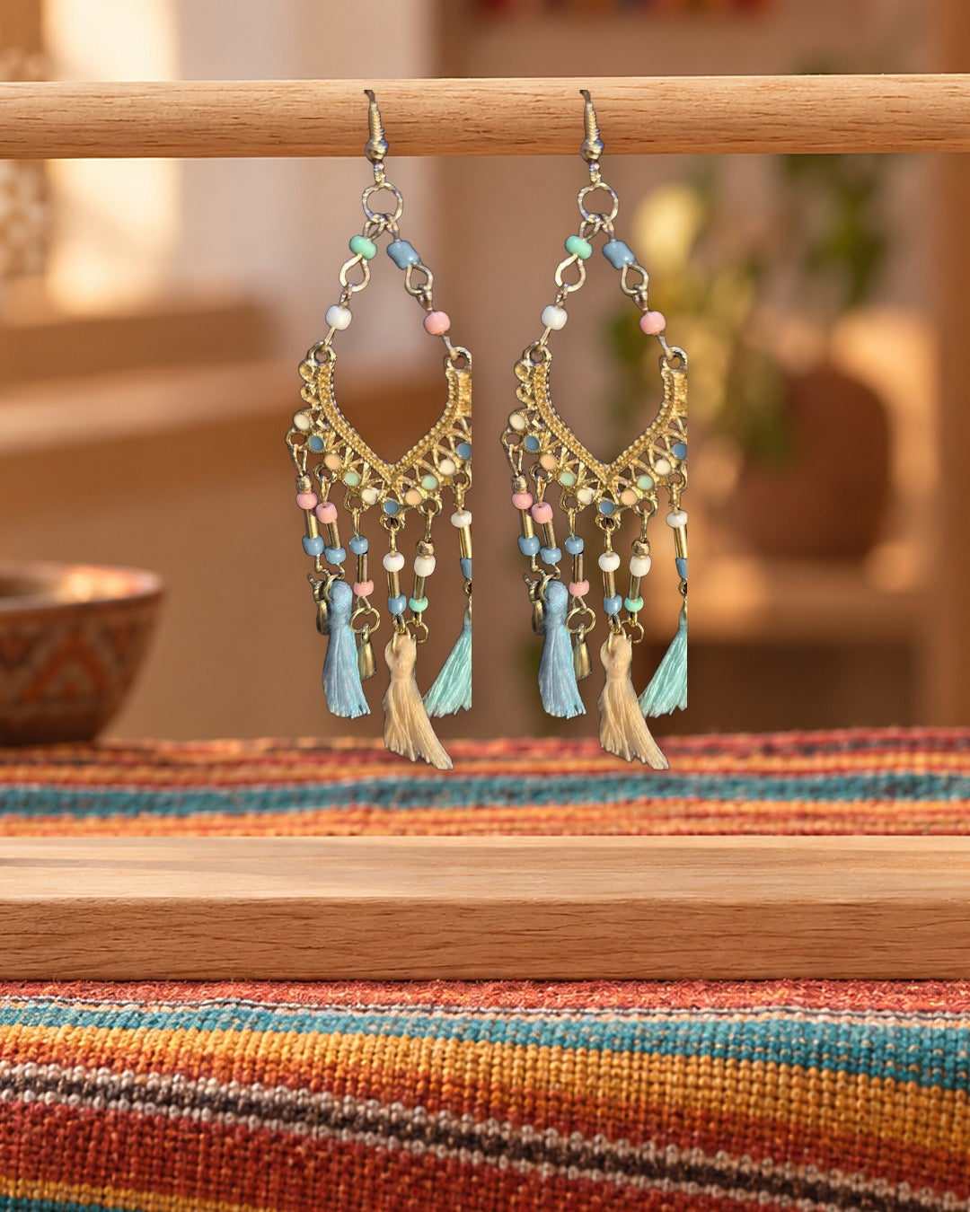 Boucles d'oreilles Inkao Dorées à franges turquoise — Photo 1