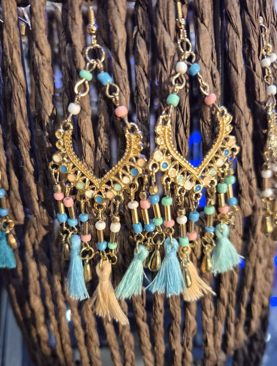 Boucles d'oreilles Inkao Dorées à franges turquoise — Photo 3