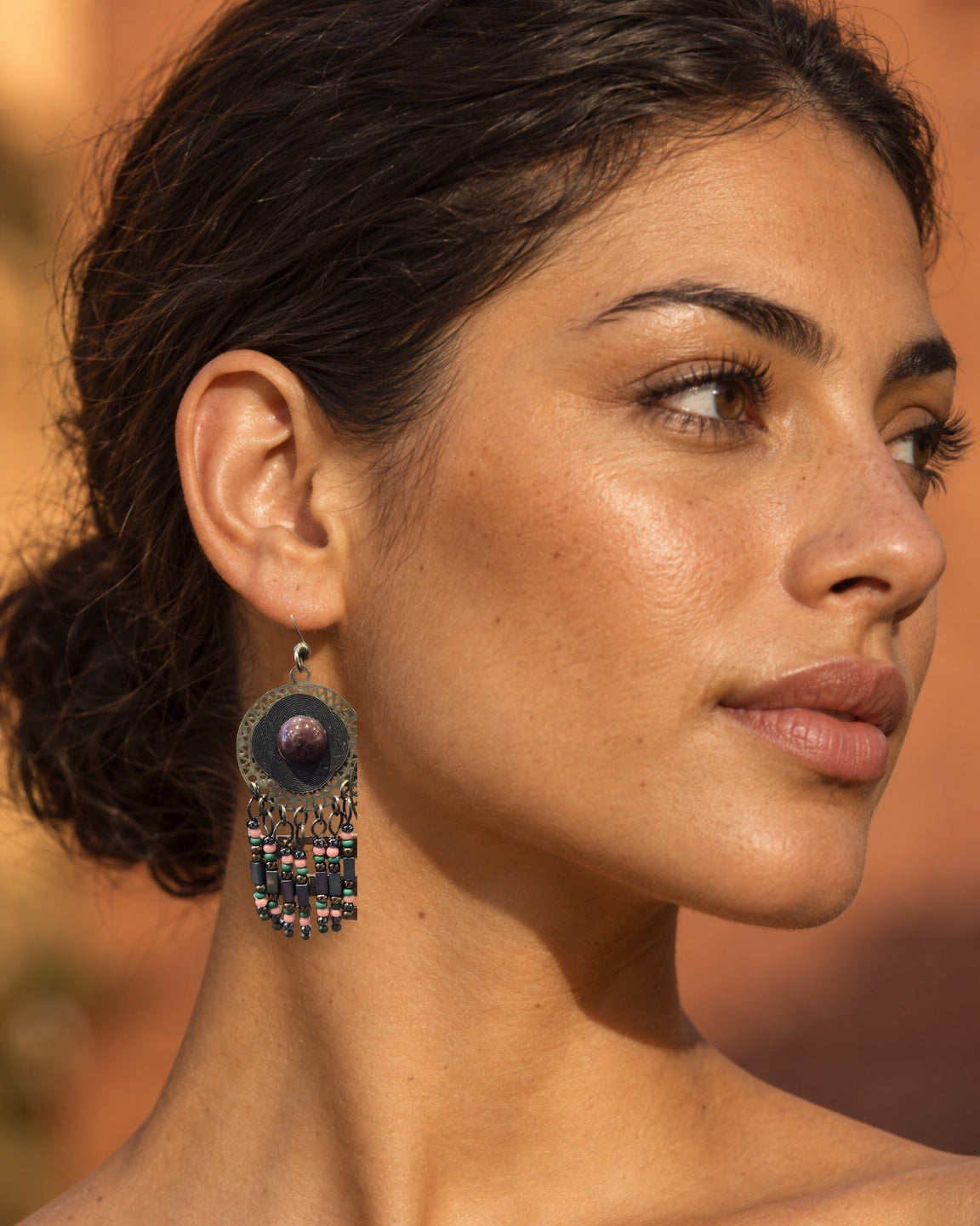 Boucles d'oreilles Inkao Rondes à perle prune — Photo 2