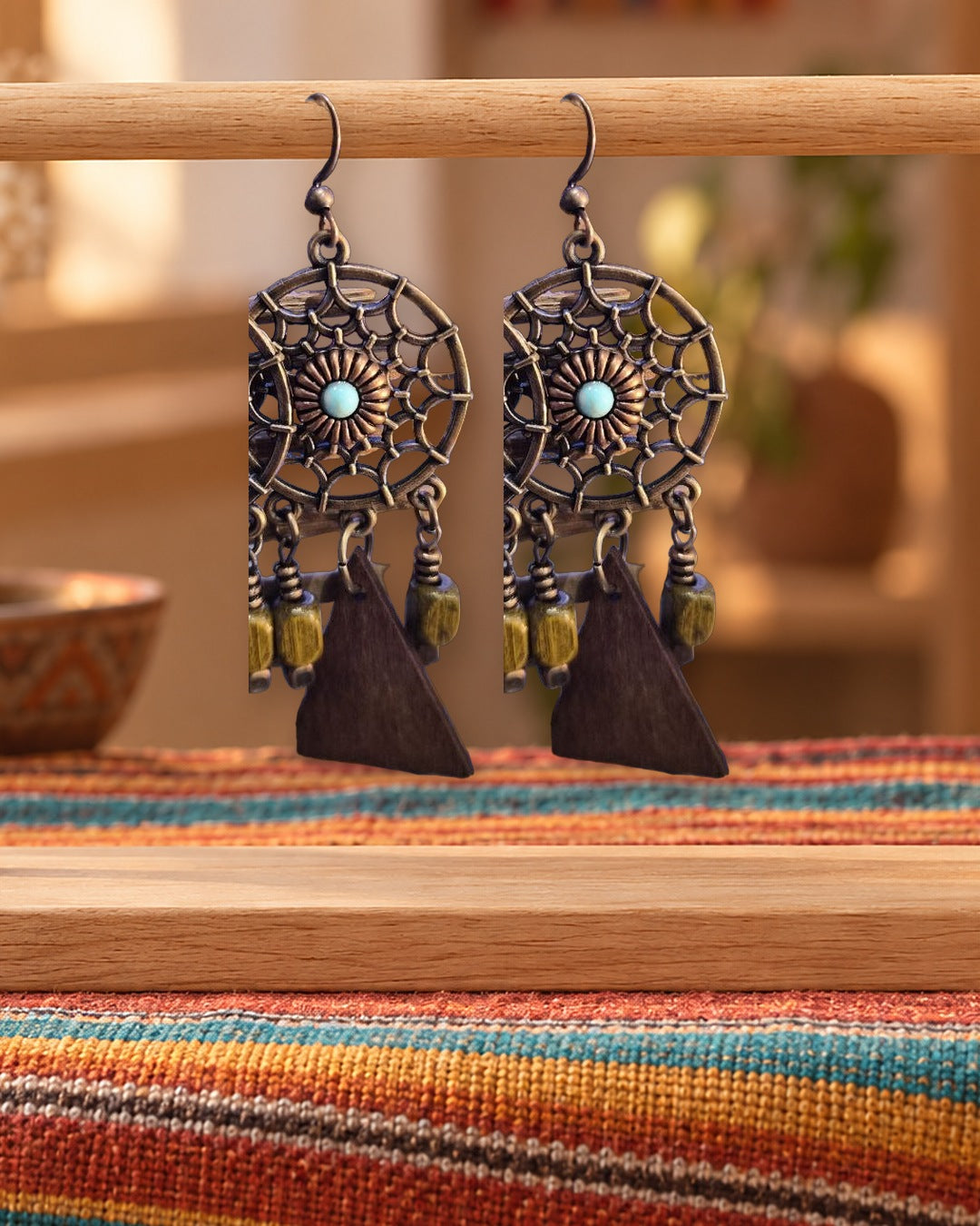 Boucles d'oreilles Inkao Rosaces et triangle de bois — Photo 1